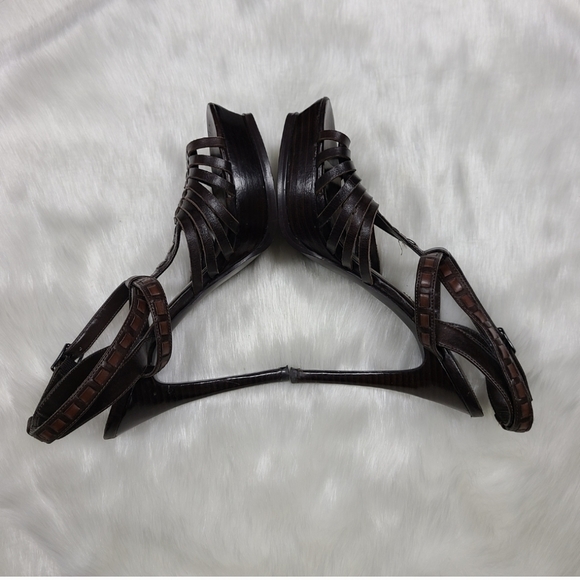 Guess "SHAYLEA"  Platform leather Stiletto Sandals Heels. - Picture 9 of 16